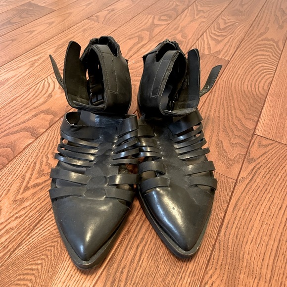 Black Zara Flats. Excellent Condition - Picture 3 of 4